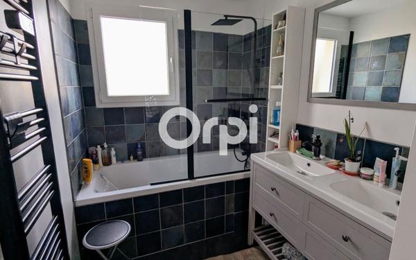 Maison à vendre    6 pièces •  Pont-du-Château