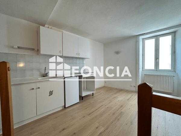 Location Maison 3 pièces 41.75 m² - 2 BIS RUE DU COLOMBIER Gap 05000