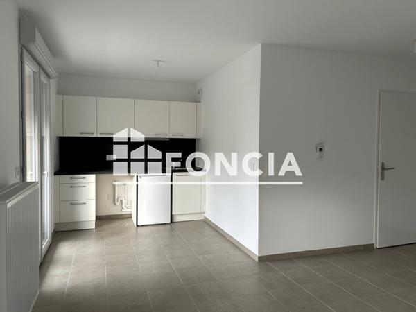 Location Studio 30.5 m² - 6 ALLEE LUCIE KOFLER Amiens 80000