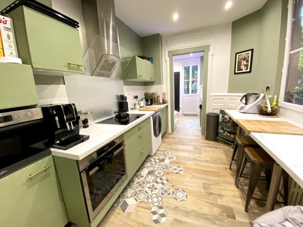 Maison Saint Quentin 8 pièce(s) 185 m2