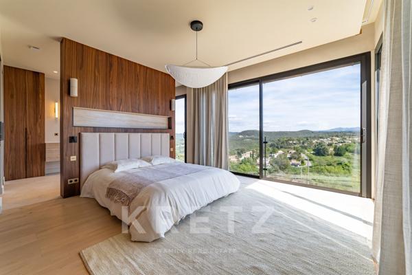 AIX-EN-PROVENCE VILLA CONTEMPORAINE  272 m2, 5 CHAMBRES, VUE SAINTE-VICTOIRE