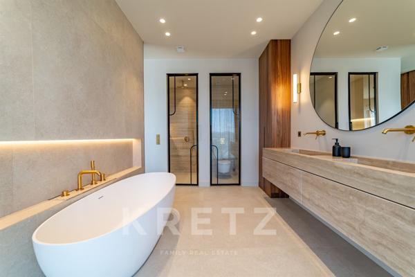 AIX-EN-PROVENCE VILLA CONTEMPORAINE  272 m2, 5 CHAMBRES, VUE SAINTE-VICTOIRE