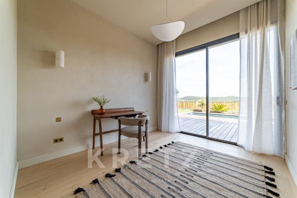 AIX-EN-PROVENCE VILLA CONTEMPORAINE  272 m2, 5 CHAMBRES, VUE SAINTE-VICTOIRE