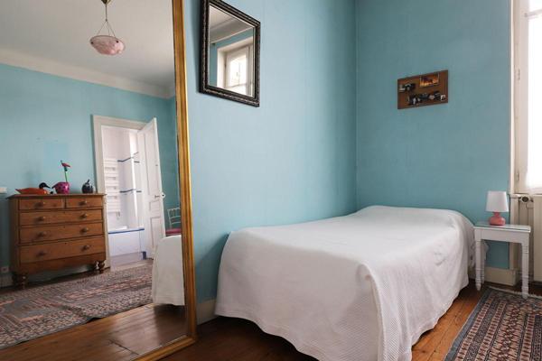 Maison de maître centre ville de  DAX  8 pièce(s) 224 m2