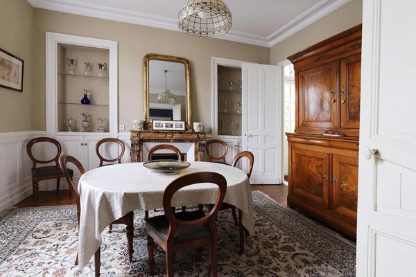 Maison de maître centre ville de  DAX  8 pièce(s) 224 m2