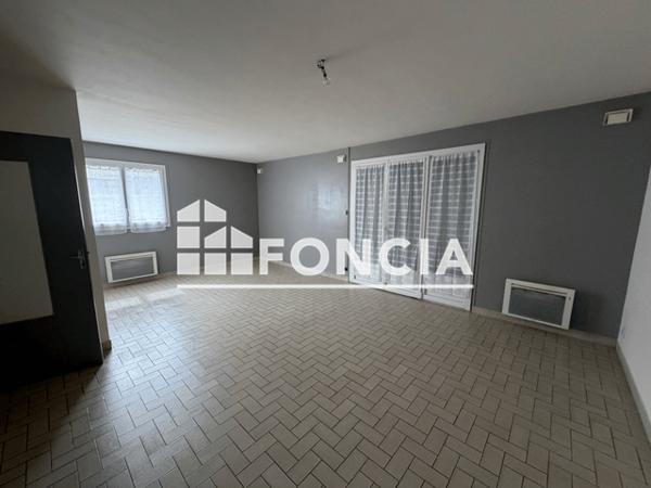 Location Maison 4 pièces 97 m² - 10A RUE GRAIMBERT Nogentel 02400