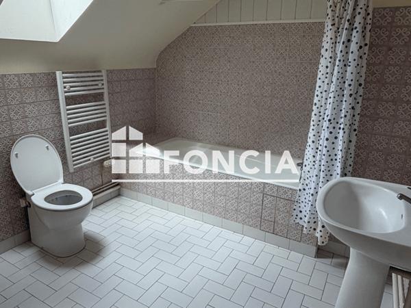 Location Maison 4 pièces 97 m² - 10A RUE GRAIMBERT Nogentel 02400