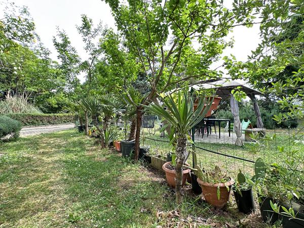 16440 ROULLET SAINT ESTEPHE Charmante Maison Familiale avec Jardin à Roullet-Saint-Estèphe