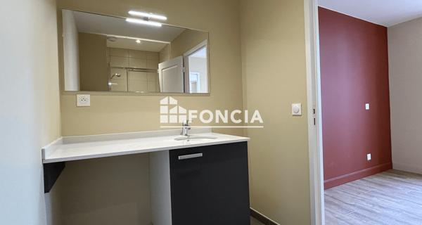 Location Appartement 2 pièces 48.69 m² - Vichy 03200