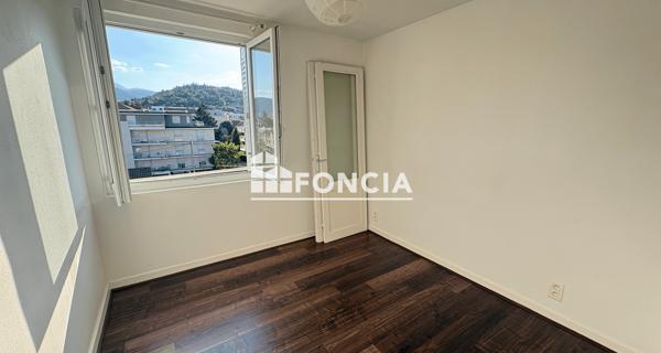 Location Appartement 3 pièces 55.85 m² - Clermont-ferrand 63000
