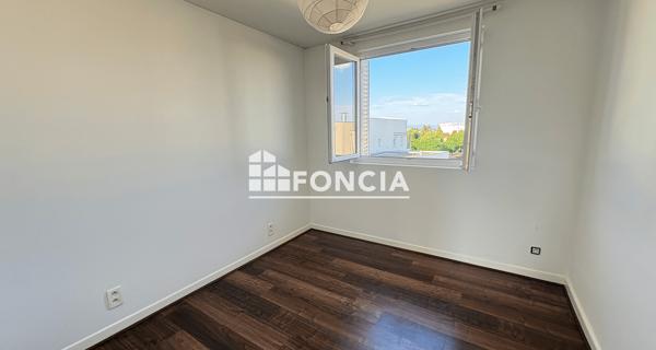 Location Appartement 3 pièces 55.85 m² - Clermont-ferrand 63000