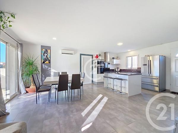 Maison à vendre  4 pièces - 76,80 m2 RAPHELE LES ARLES - 13