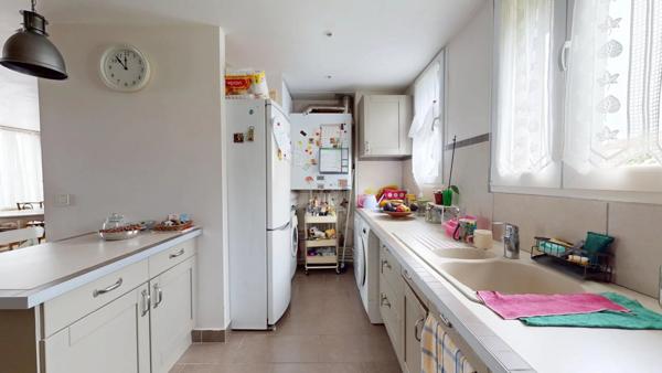 Location Appartement 6 pièces 98 m2 à Vitry-sur-Seine