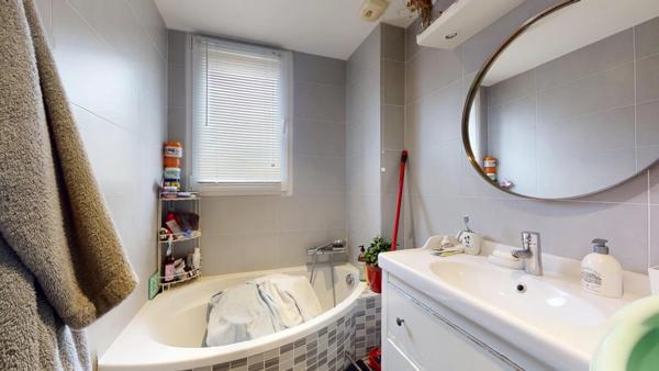 Location Appartement 6 pièces 98 m2 à Vitry-sur-Seine