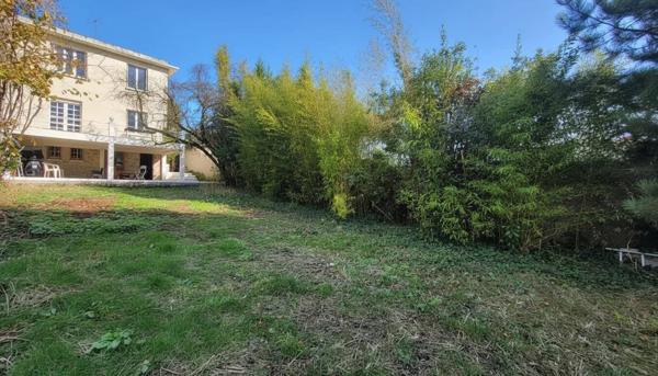 Une maison à potentiel rare au cœur du Mont-Valérien, à quelques minutes de Paris