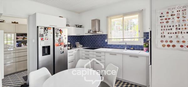 Maison à vendre 6 pièces TOULON Valbertrand(83)+ garage + piscine