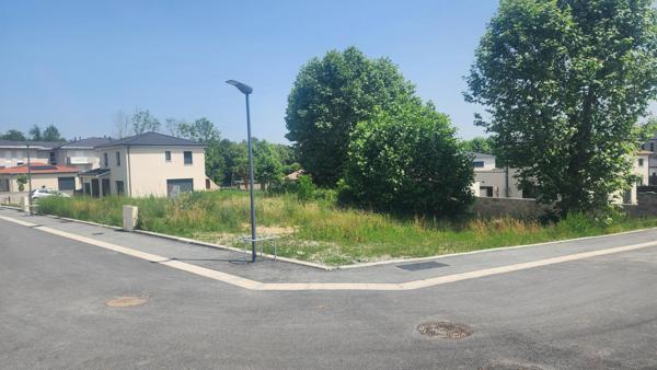 Terrain constructible dans un lotissement neuf à deux pas de la nature