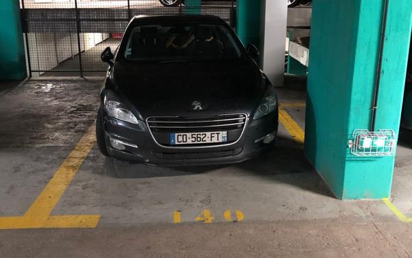 Stationnement à louer    Paris 14