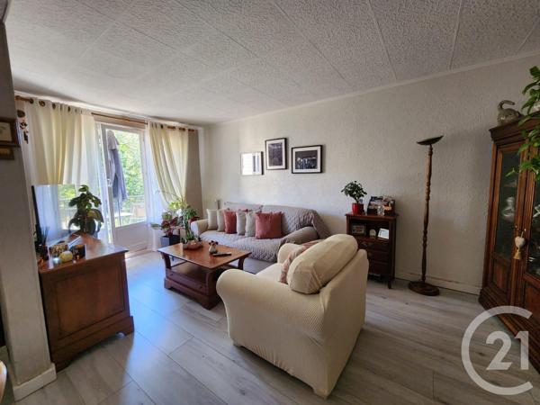 Appartement à vendre  6 pièces - 78,52 m2 L ISLE ADAM - 95
