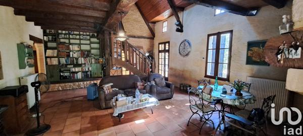 Maison à vendre 5 pièces 180 m² Saint-Pierre-d'Eyraud