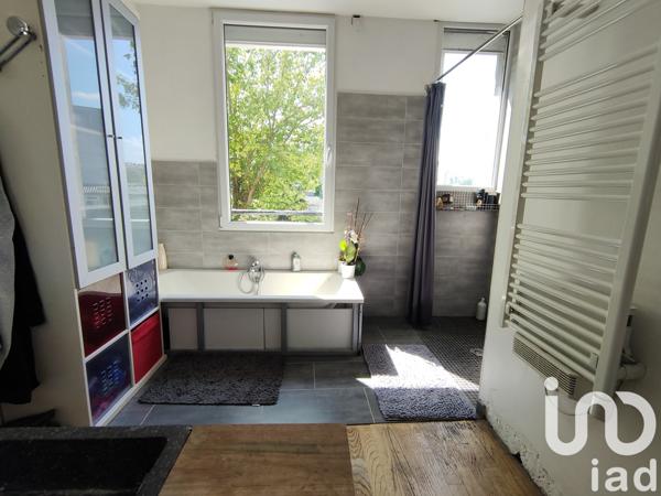 Maison à vendre 10 pièces 295 m² Fougères