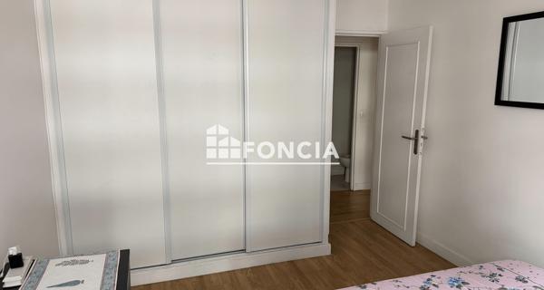 Location Appartement meublé 3 pièces 63.25 m² - Paris 75015