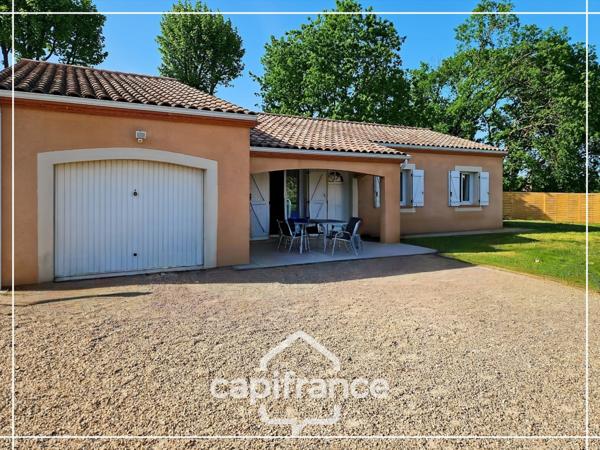 Maison de plain pied 3 chambres, garage et jardin clos