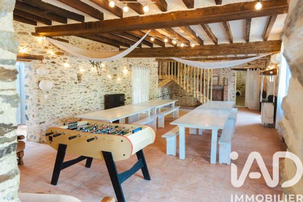 Maison à vendre 20 pièces 527 m² Les Hauts-d'Anjou