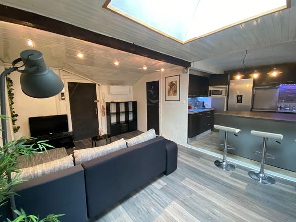 A Vendre Appartement T2 meublé vendu loué Mont De Marsan hyper centre  dernier étage