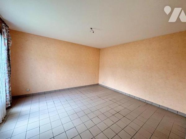 PLABENNEC BOURG - Petite maison des années 70, de 68 m² posée au calme, sur une parcelle de 470...