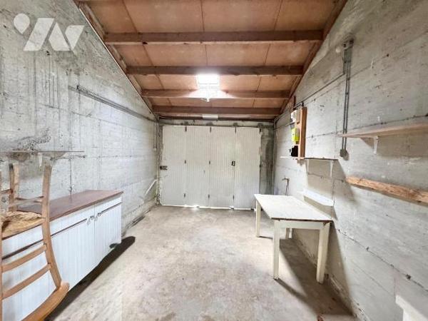 PLABENNEC BOURG - Petite maison des années 70, de 68 m² posée au calme, sur une parcelle de 470...