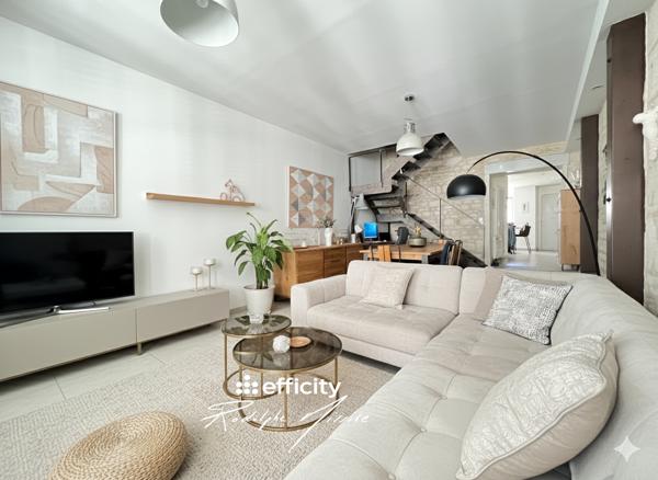 Appartement
         5 pièces
        - 120 m² Exclusivité 340 000 € *