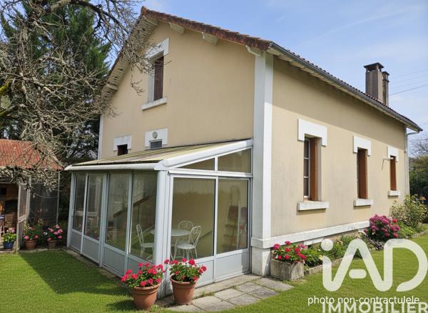 Maison à vendre 4 pièces 90 m² La Rochefoucauld-en-Angoumois