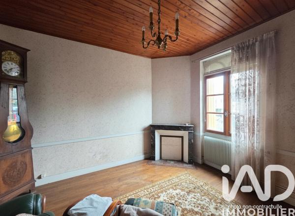 Maison à vendre 4 pièces 90 m² La Rochefoucauld-en-Angoumois