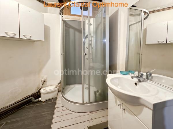 LOCAL COMMERCIAL + HABITATION – HYPER CENTRE SAINT-QUENTIN – 4 PIÈCES – CAVE
