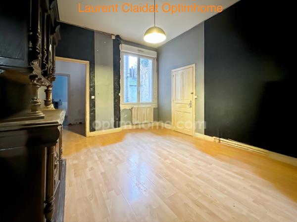 LOCAL COMMERCIAL + HABITATION – HYPER CENTRE SAINT-QUENTIN – 4 PIÈCES – CAVE