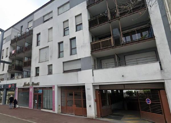 Stationnement à vendre    Le Bourget