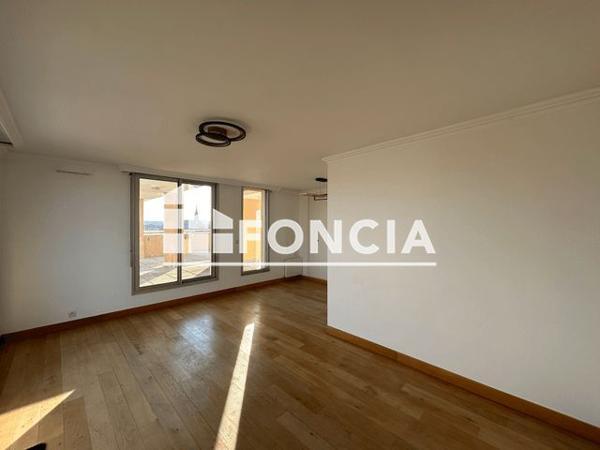 Location Appartement 3 pièces 62.72 m² - 56 COURS BRIAND Charleville Mezieres 08000