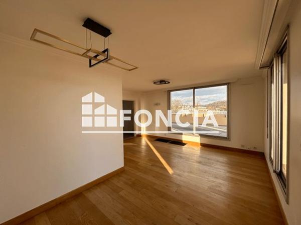 Location Appartement 3 pièces 62.72 m² - 56 COURS BRIAND Charleville Mezieres 08000