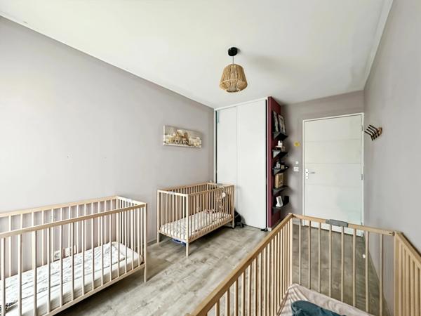 Appartement à vendre 3 pièces VENISSIEUX (69)