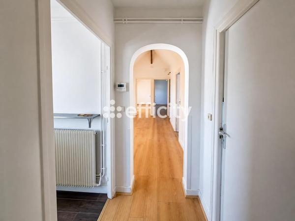 Appartement
         3 pièces
        - 46 m² Exclusivité 140 000 € *