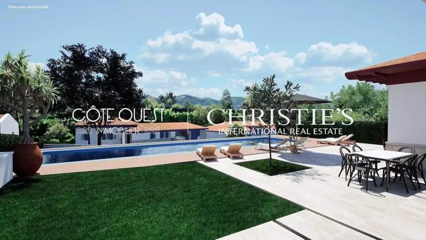 À vendre Saint-Jean-de-Luz - Villa de 185 m² avec piscine et vue Rhune
