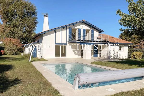 À vendre Bassussarry - Maison rénovée avec piscine