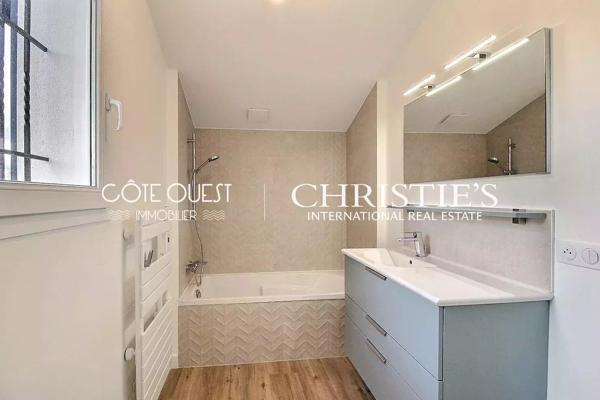 À vendre Bassussarry - Maison rénovée avec piscine