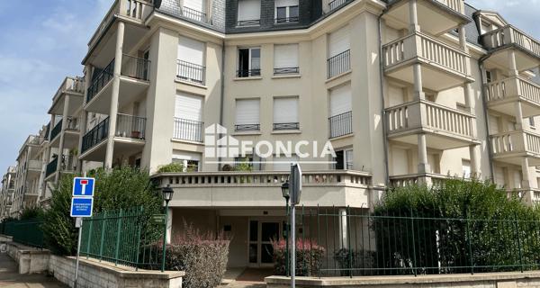 Location Appartement 3 pièces 69.62 m² - Orléans 45000