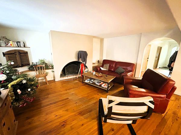 Maison Proche Castelnaudary 7 pièce(s) 188.40 m2