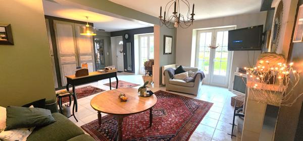Vente Maison243 m² - 7 Pièces - MEZIDON VALLEE D AUGE (14270)