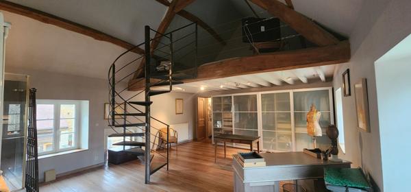 Vente Maison243 m² - 7 Pièces - MEZIDON VALLEE D AUGE (14270)