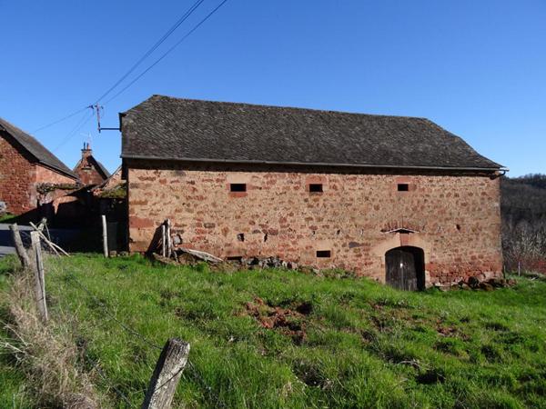Mouret - Corps de ferme en grès rouge (voisinage) terrain  de 3 616 m² à 16 057 m² - 159 212