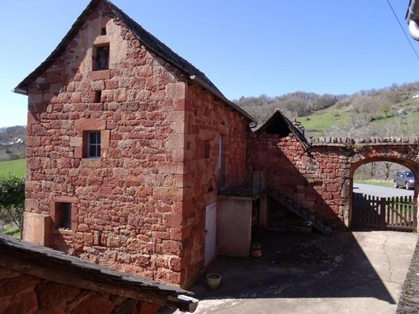 Mouret - Corps de ferme en grès rouge (voisinage) terrain  de 3 616 m² à 16 057 m² - 159 212